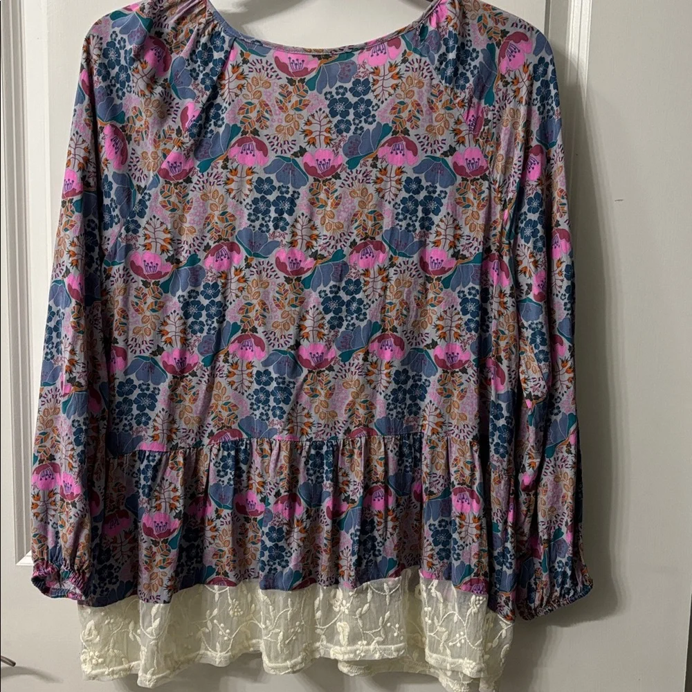 Matilda Jane "Sew Perfect" Floral Peasant Blouse size Medium - Picture 2 of 3
